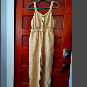 Romeo + Juliet  Couture Linen blend Romper